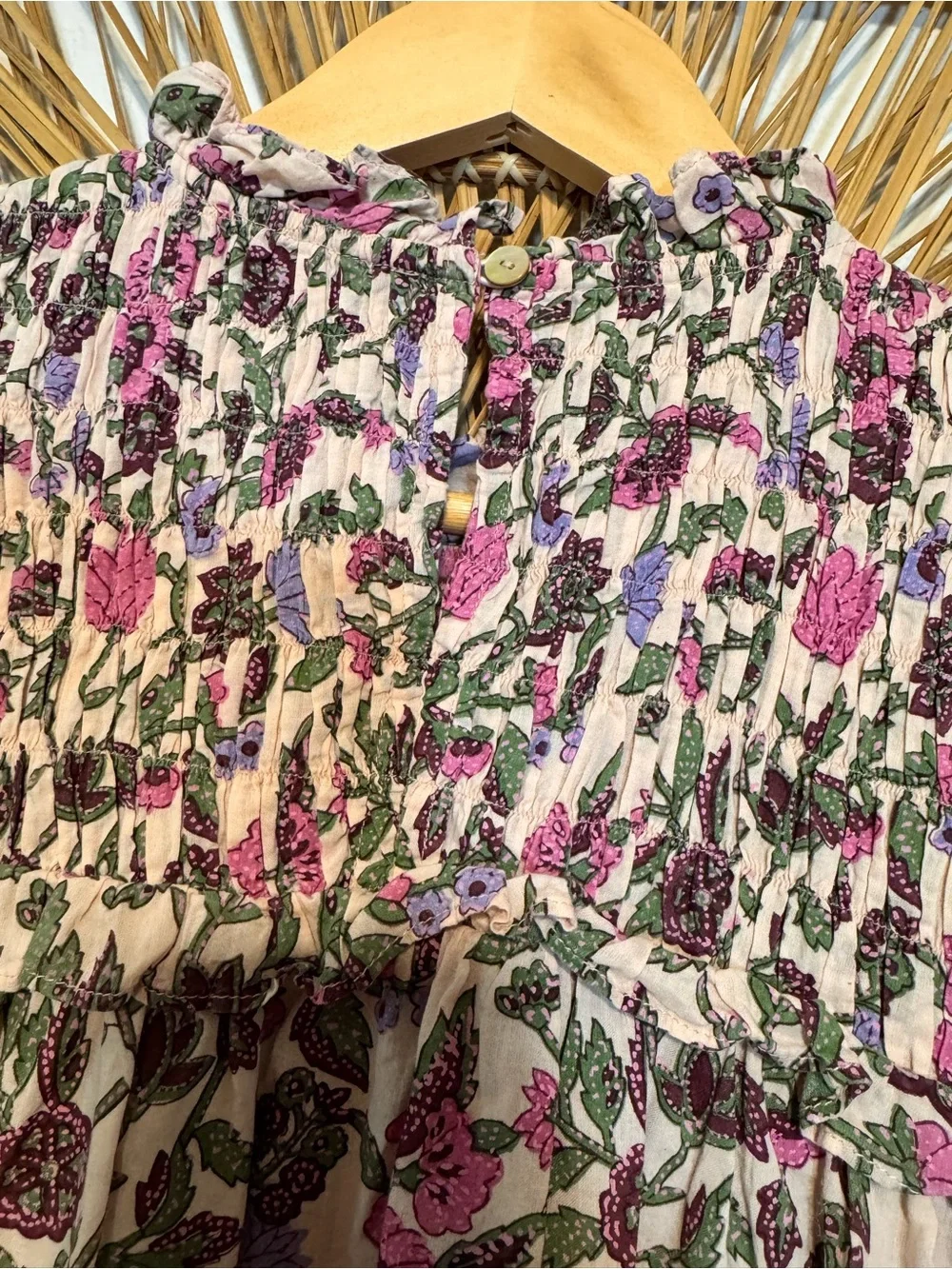 Cleobella Virginia Blouse in Kaia Print Pink Floral Ruffle Smocked SZ S - Picture 7 of 8
